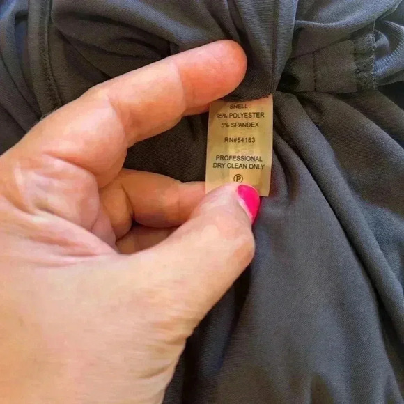 NWT Calvin Klein Charcoal Jumpsuit Zip Shoulders Sz 6 - Picture 8 of 8